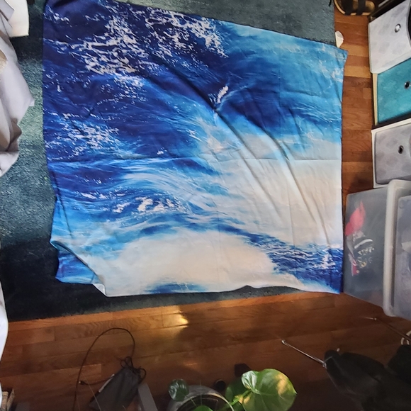 Blue Wave Tapestry - Picture 2 of 2